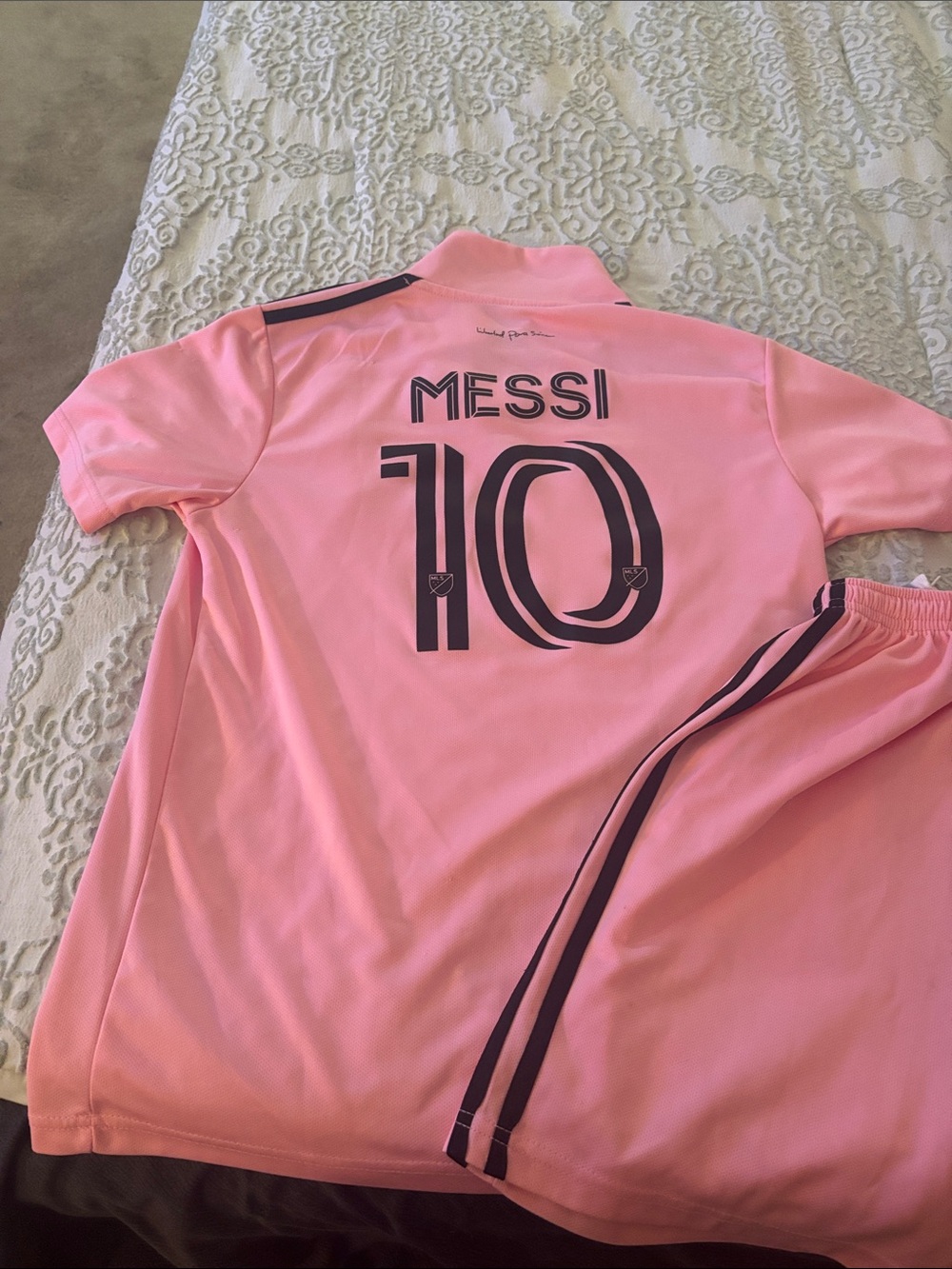 Messi, club Miami, Pink Athletic Short Set with Logo girls age 10-12 - Picture 5 of 6